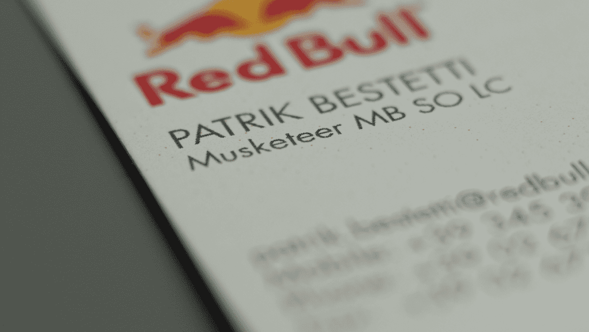 RED BULL: La Nascita dell'Energy Drink